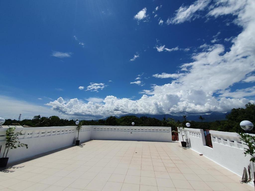 ลูเฟียน ดอร์มิเทล Hostel Dumaguete City ภายนอก รูปภาพ