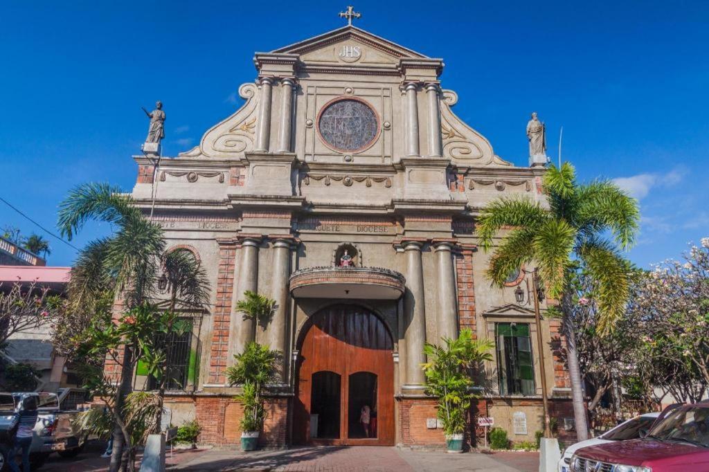ลูเฟียน ดอร์มิเทล Hostel Dumaguete City ภายนอก รูปภาพ