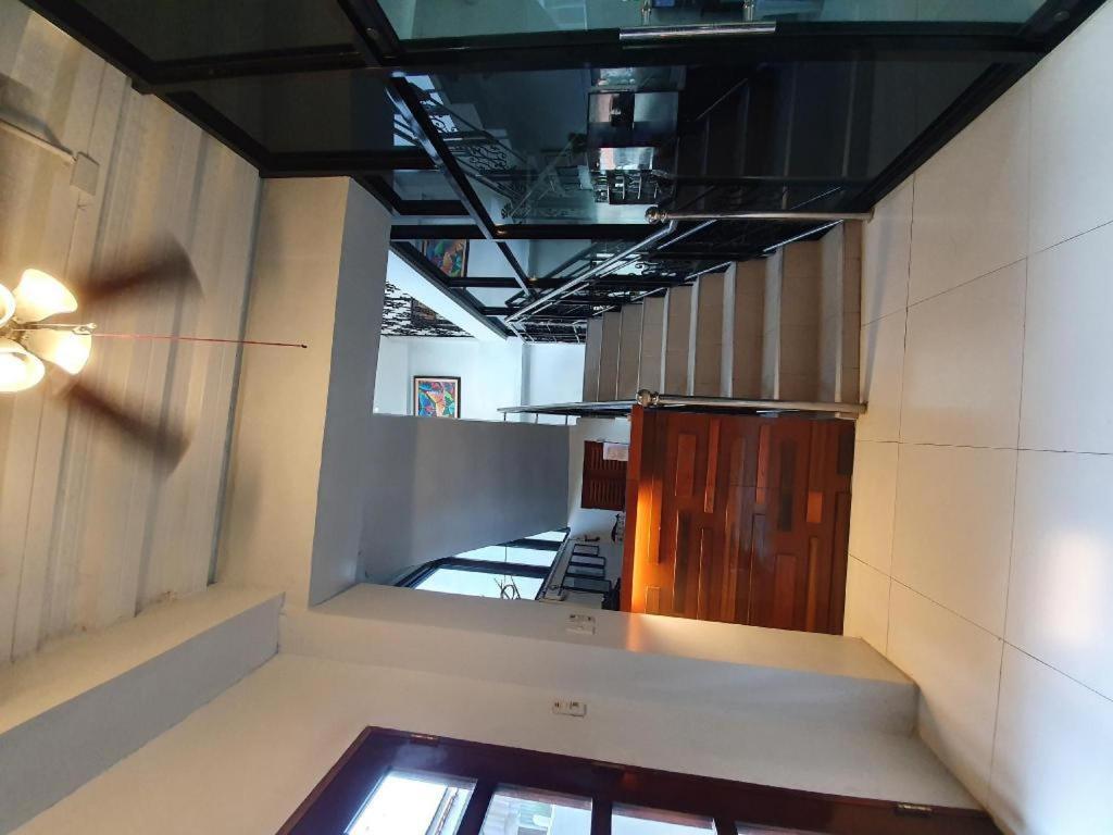 ลูเฟียน ดอร์มิเทล Hostel Dumaguete City ภายนอก รูปภาพ